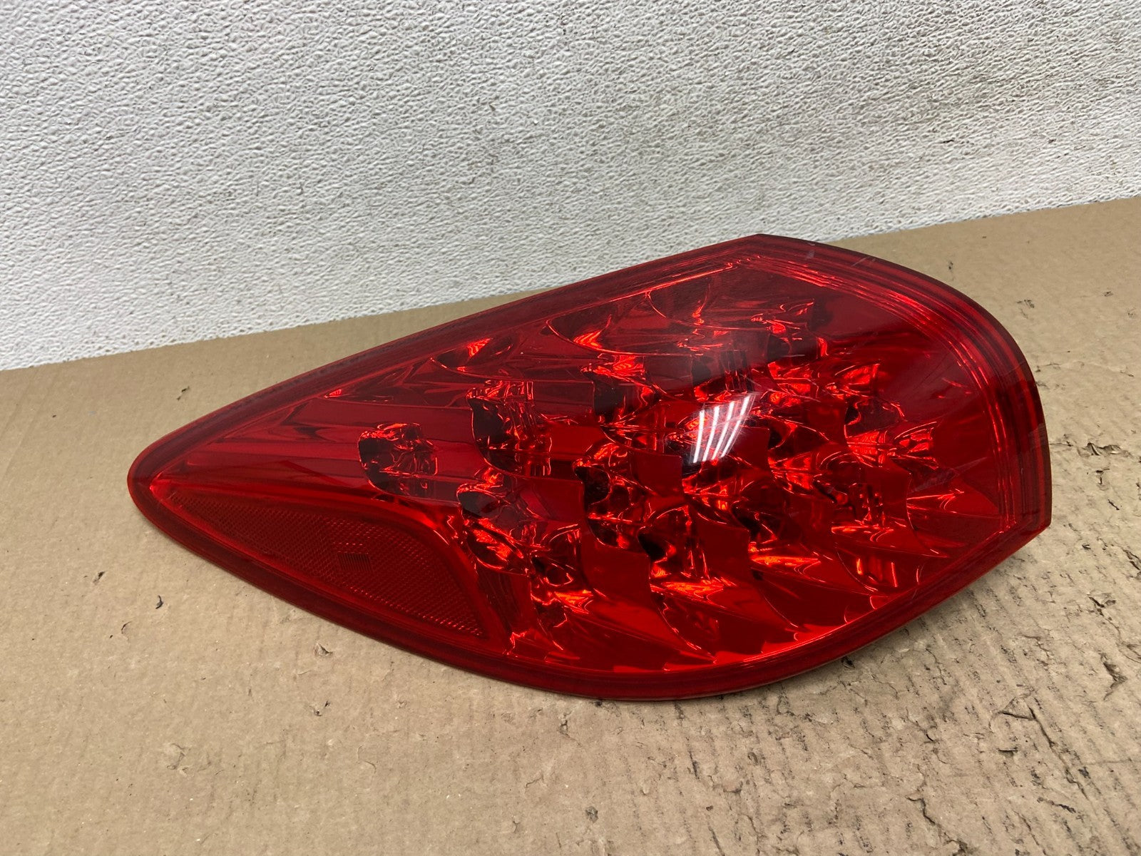 2008-2012 Infiniti Ex35 Left Driver LH Tail Light AF2915 LK0