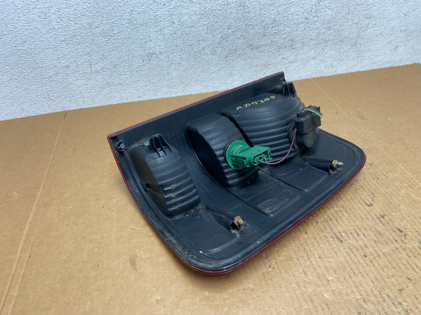 2004 to 2008 Ford F150 F-150 Left Driver LH Side Tail Light AD9305 LK5