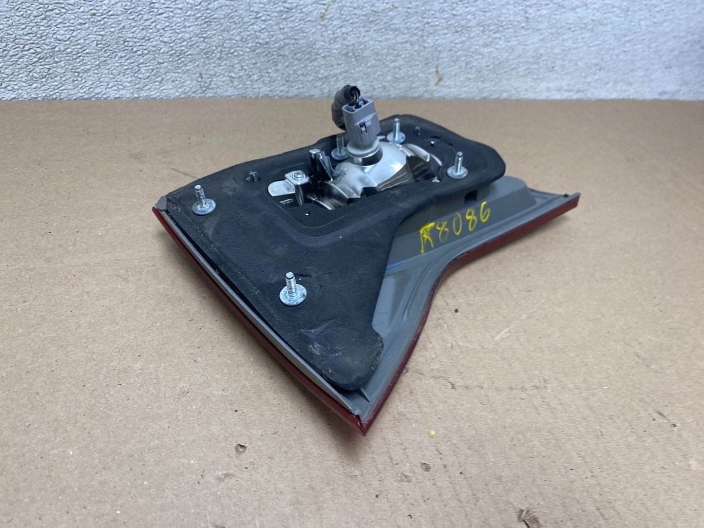 2007 2008 2009 Acura Mdx Right Passenger Rh Side Inner Tail Light Oem R8086 DW5