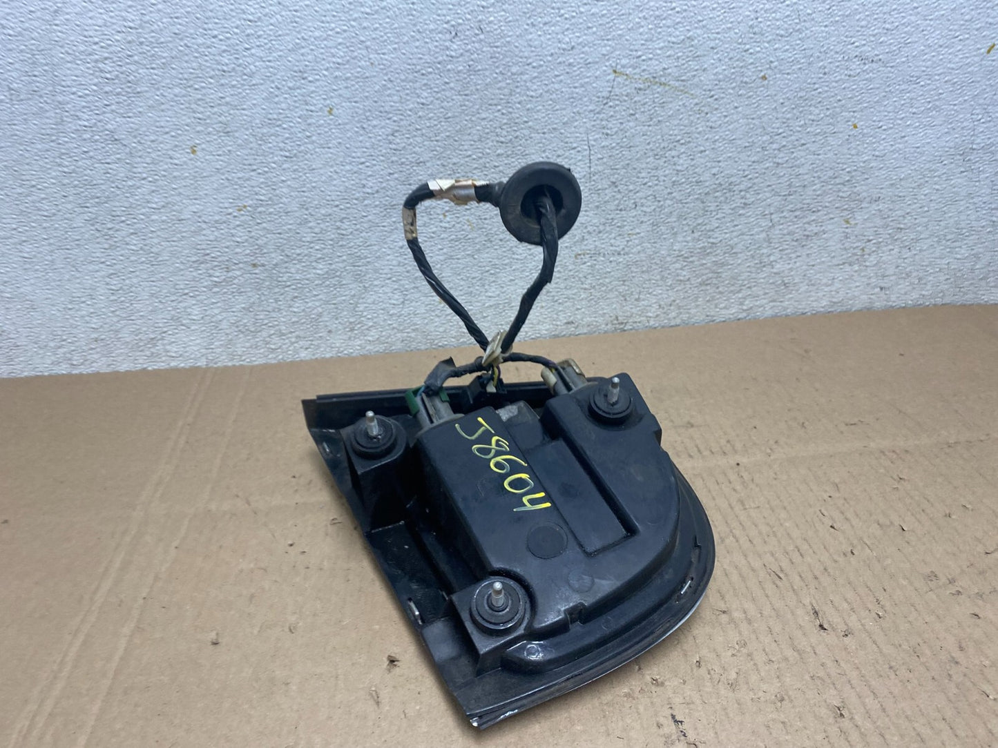 1997-1998 Buick Park Avenue Ave Left Driver Lh Side Tail Light OEM J8604 DW7
