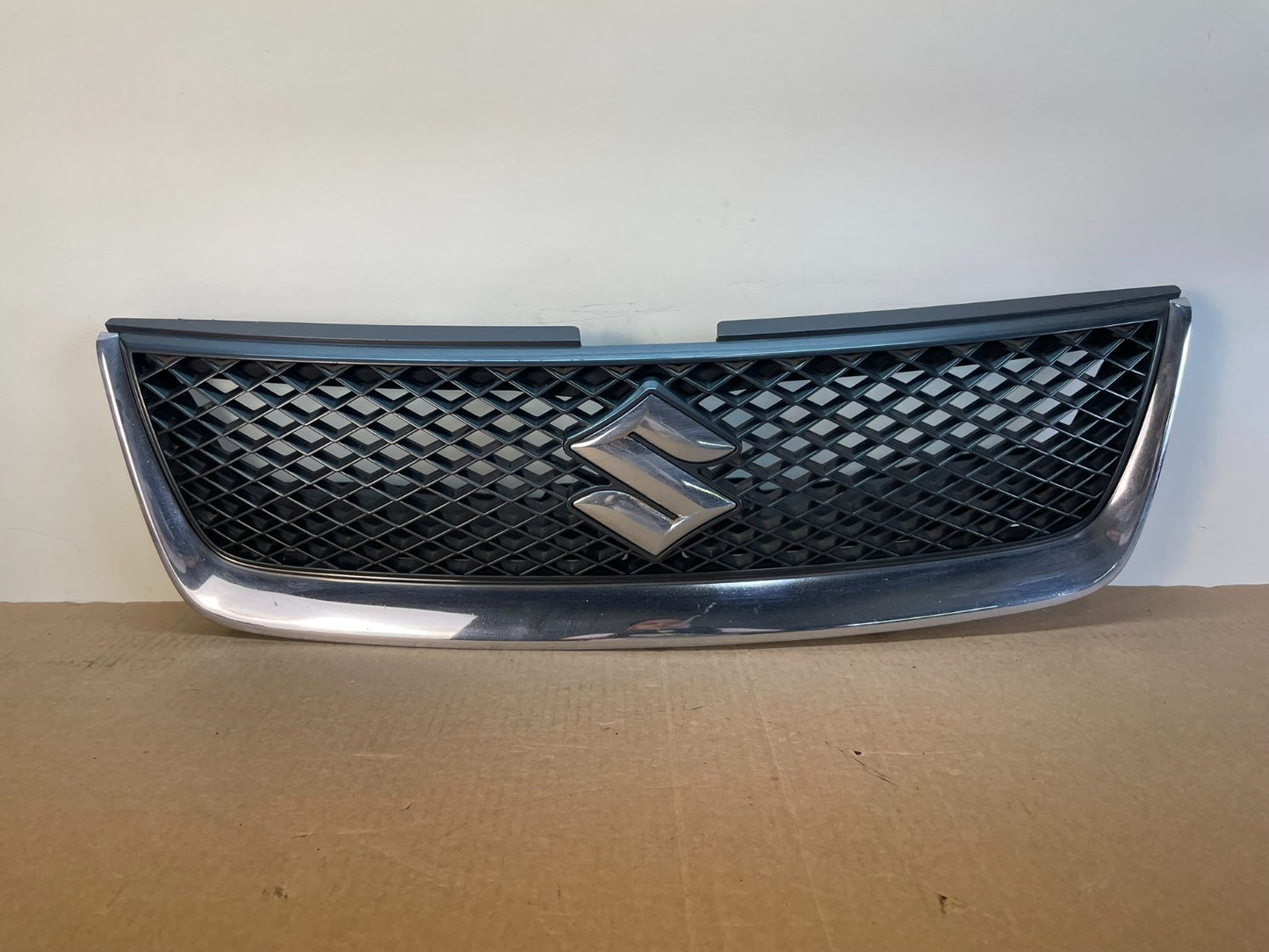 2006 2007 2008 Suzuki Grand Vitara Front Upper Grill Grille AH0032 DG0