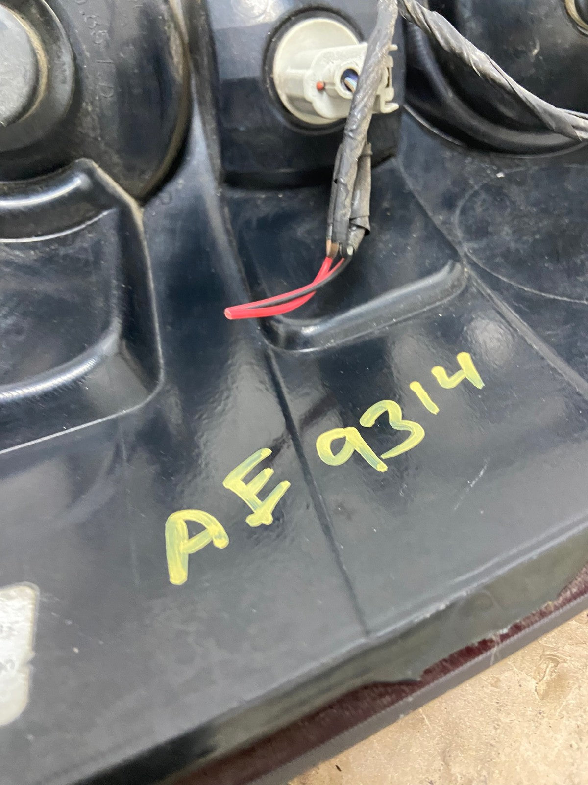 2006 to 2010 Ford Explorer Left Driver Lh Side Tail light AE9314 LK6