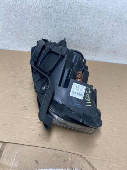 2013 to 2019 Ford Taurus Left Driver LH Side Headlight Halogen AI0911 DW6