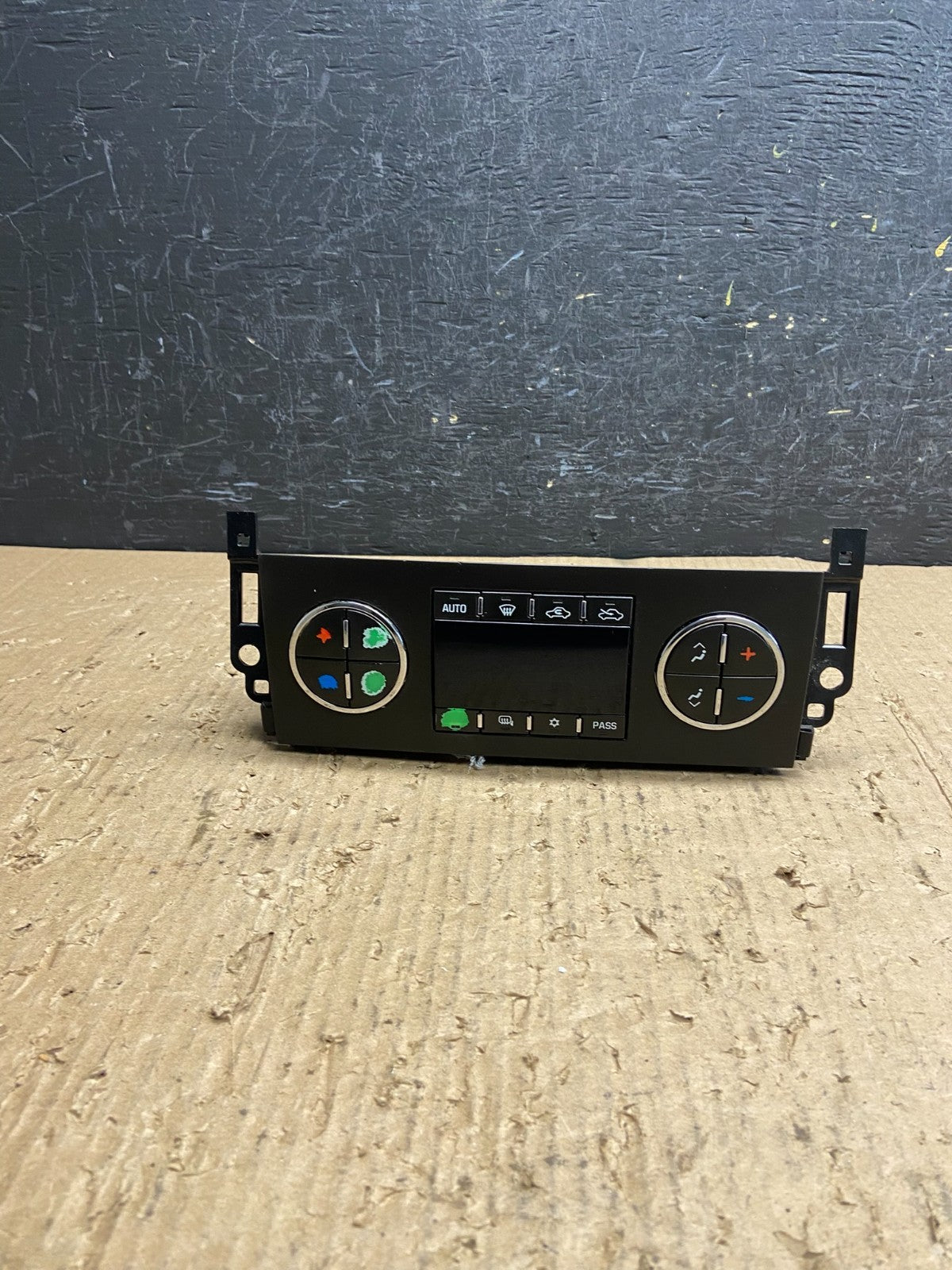 2010-2011 GMC Sierra Chevy Silverado A/C AC Climate Control A/C AF1651 DG0