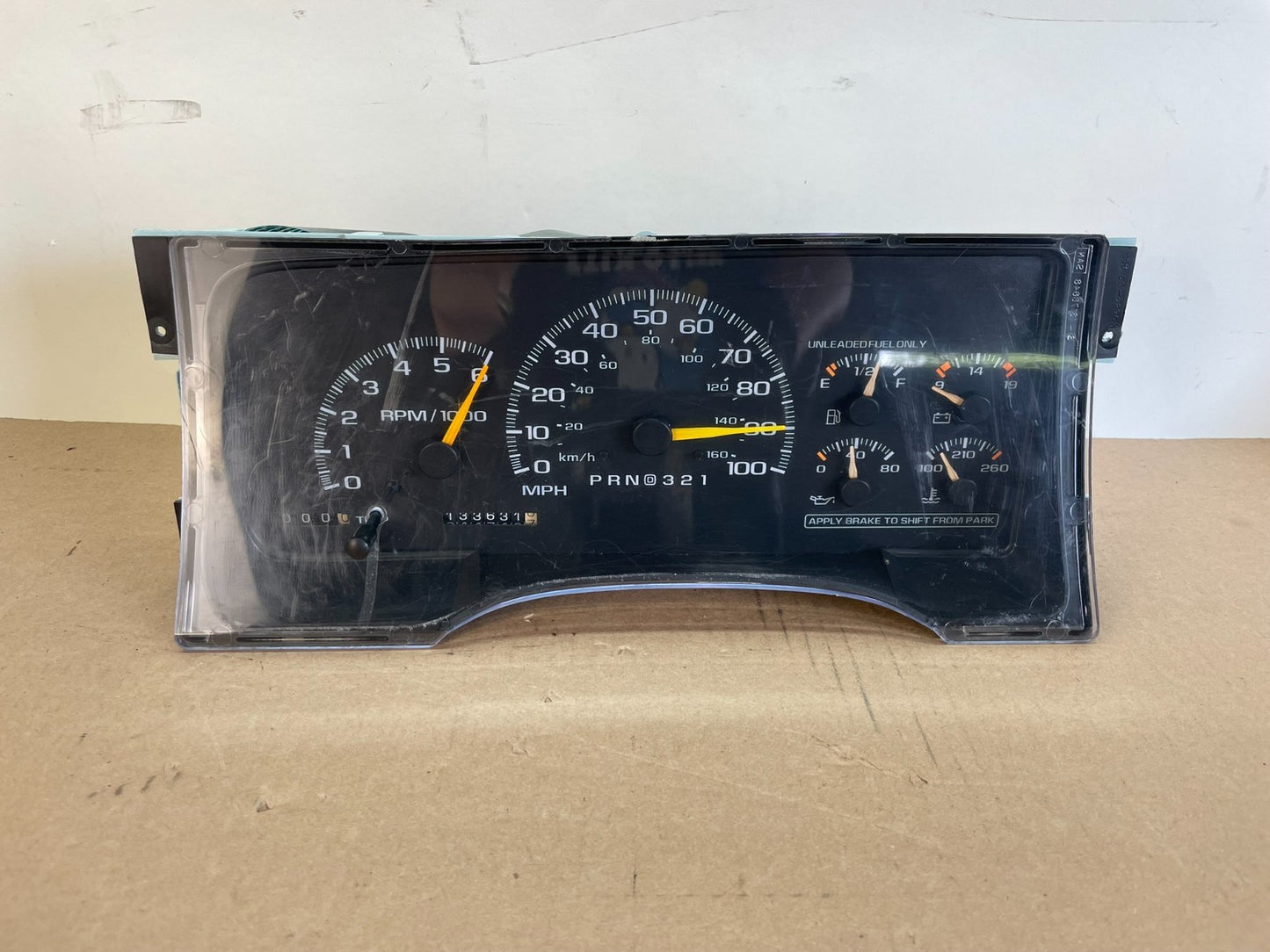 1995 to 1999 Chevrolet Silverado Suburban Cluster Gauge Speedometer AG1051 DG0