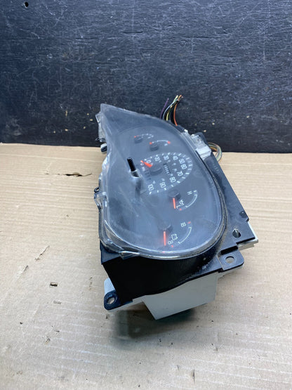 2001-2002 Ford Econoline E250 E350 Van Speedometer Instrument Cluster ah9934 DG2