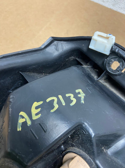 2001 2002 2003 Lexus Rx300 Right Passenger Rh Side Tail Light AE3137 LK6