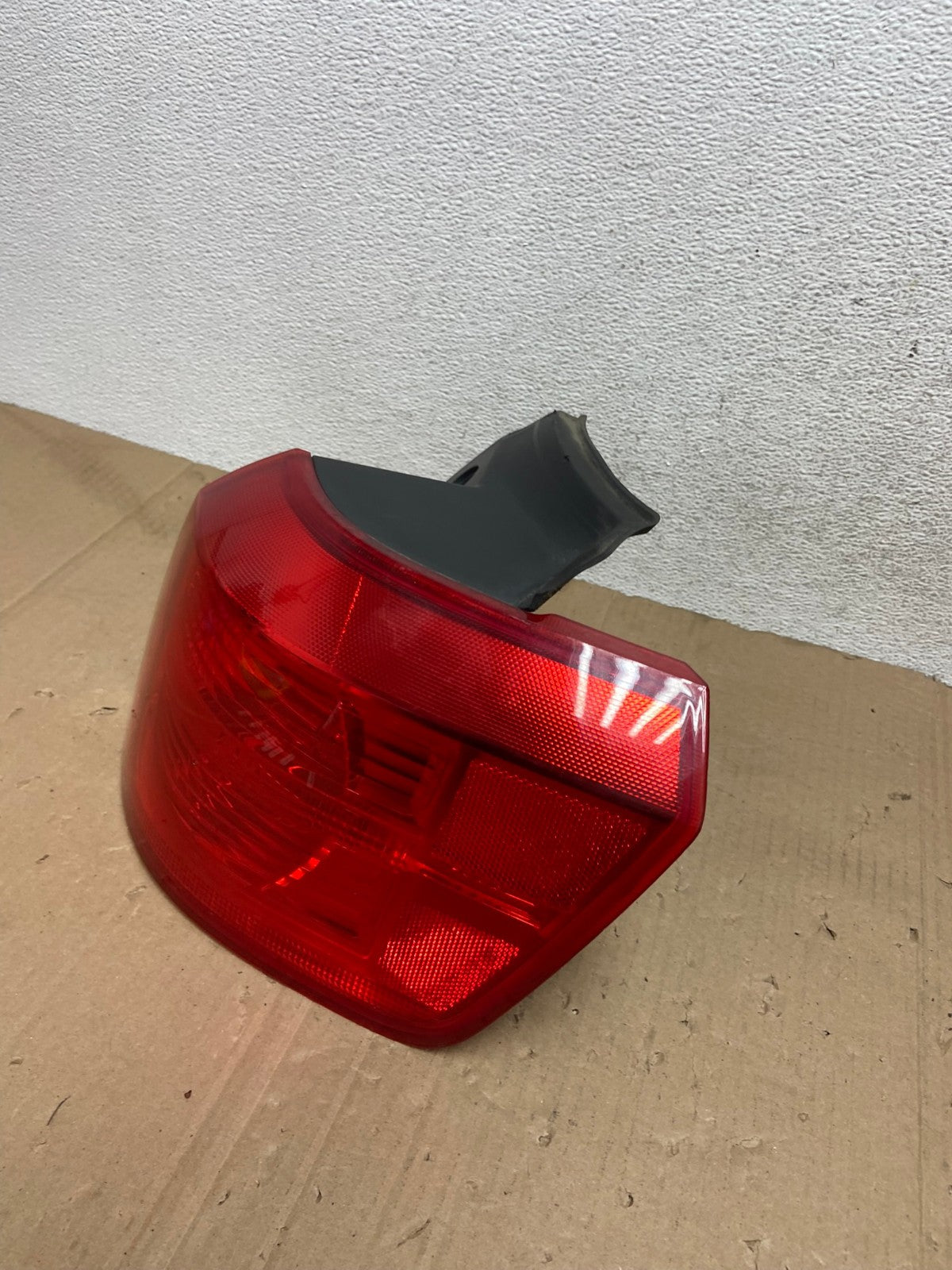 2010 to 2017 GMC Terrain Halogen Right Passenger Rh Side Tail Light AE9166 LK1