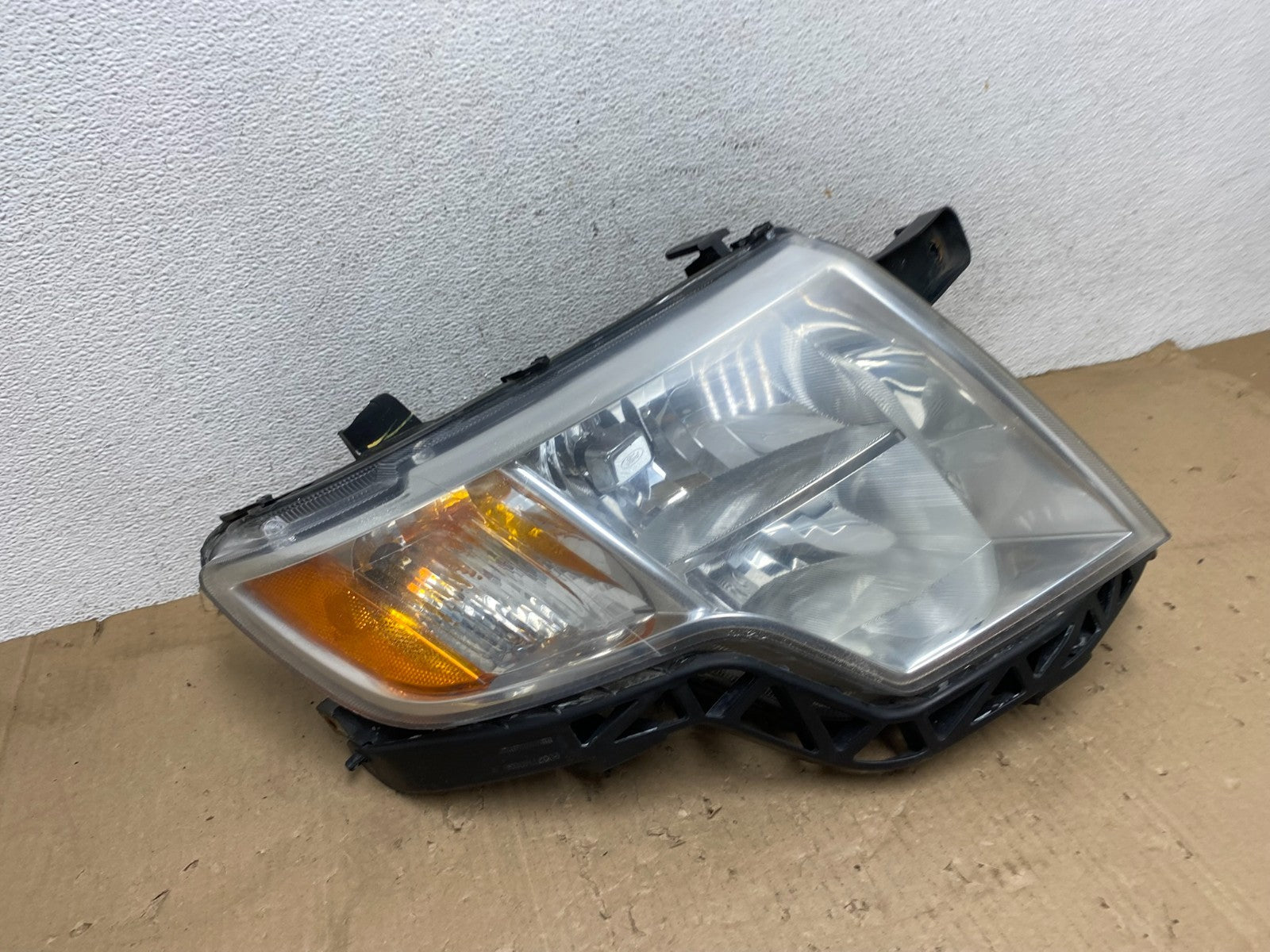 2007 to 2010 Ford Edge Right Passenger RH Halogen Headlight AE9254 DW2