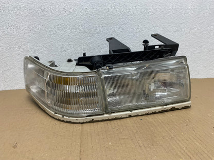 1992 to 2002 Cadillac Eldorado Right Passenger Headlight With Harness AB8117 DG0