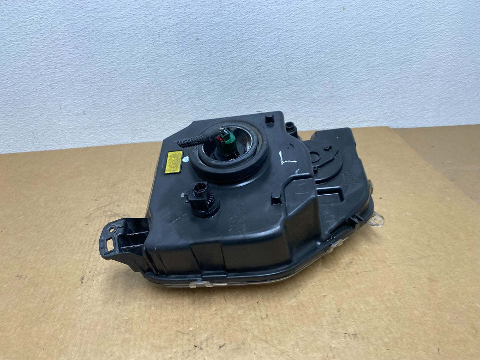 2008 to 2012 Jeep Liberty Halogen Left Driver LH Headlight OEM AC1805 DW7