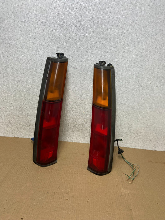 1988 to 1993 Toyota Corolla Left+Right Set Side tail Lights Af95360
