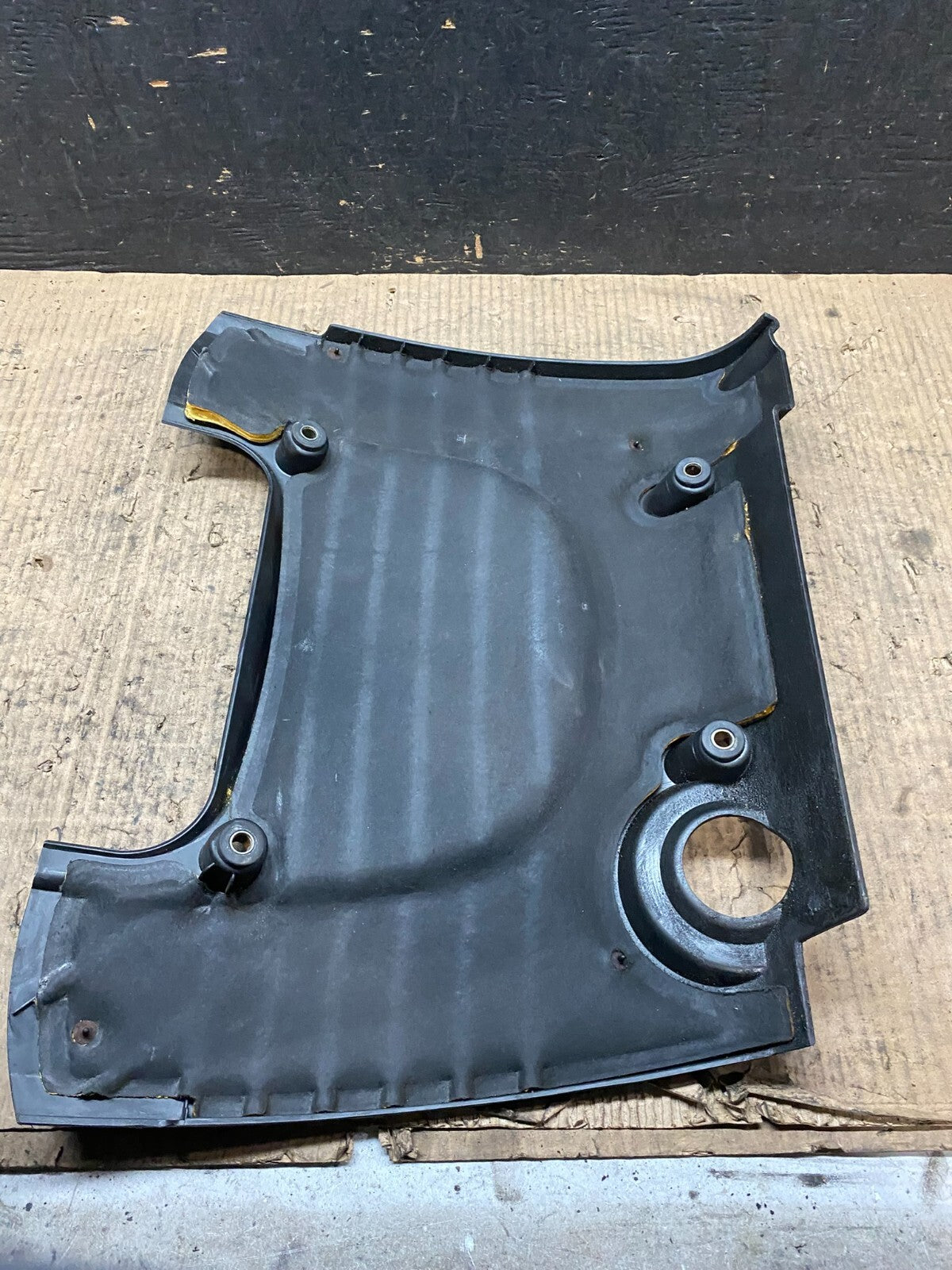 2002 to 2005 Hyundai Sonata 2.4L Engine Trim Cover N3133 PS6