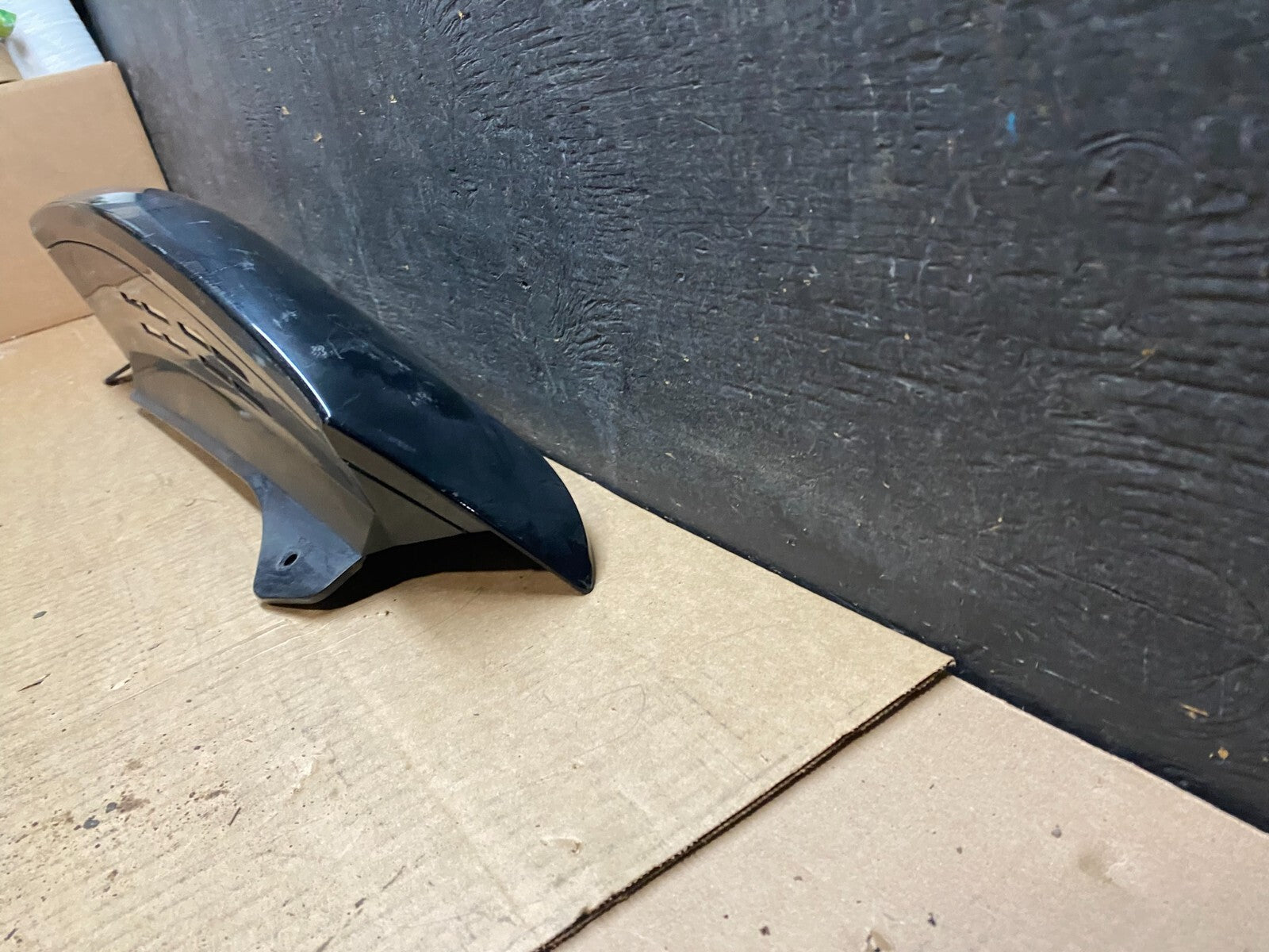 2007 to 2014 Cadillac Escalade Left Rear Upper Quarter Panel Molding J3860 DG7