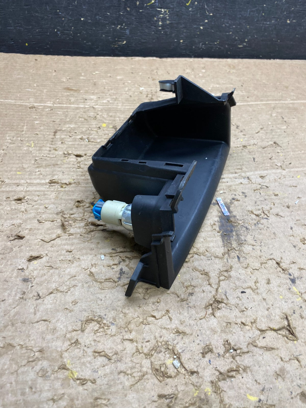 2007 to 2015 Mazda CX-9 Center Dashboard Pocket Box Power Outlet X1226 DG1
