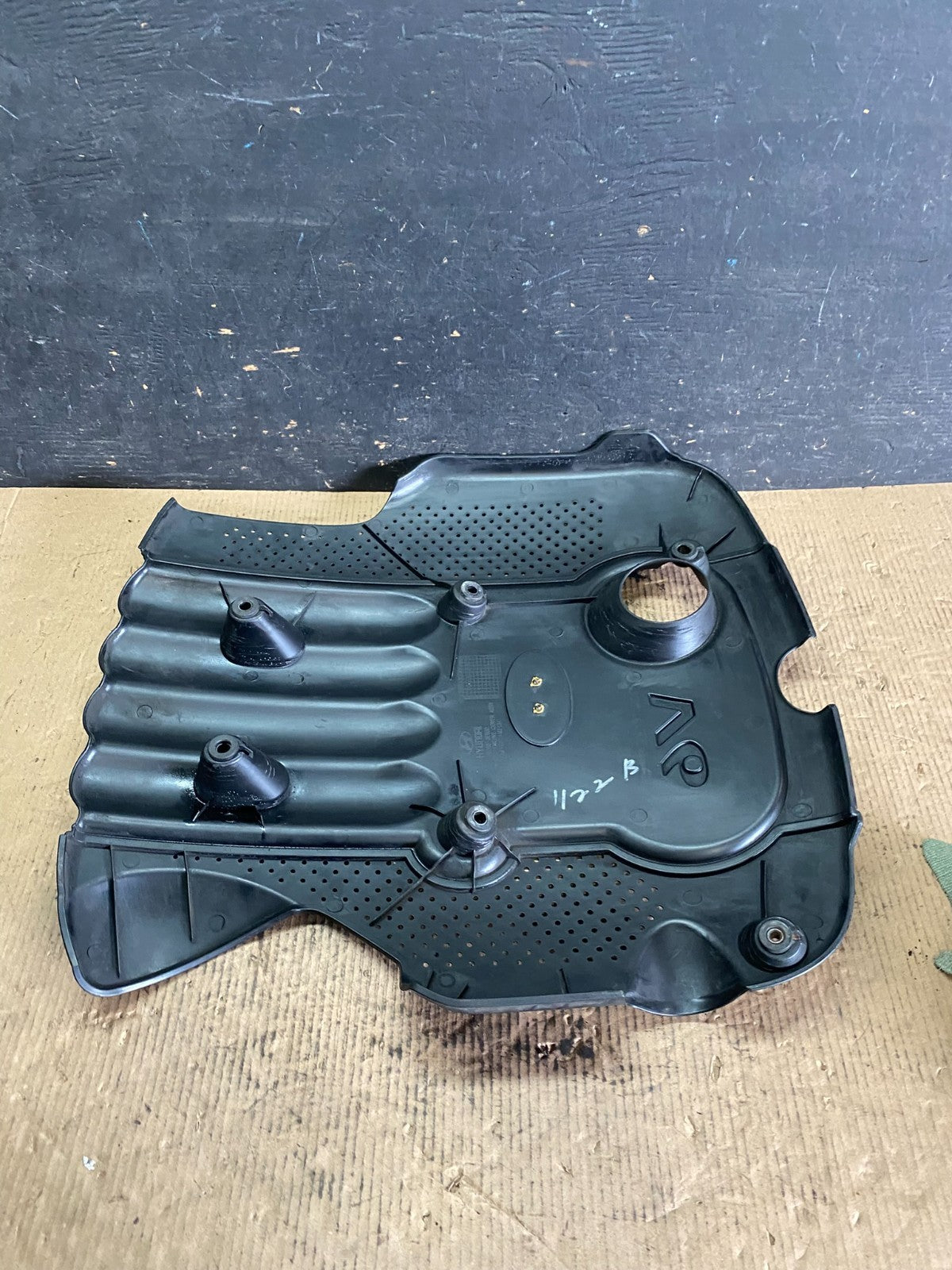 2005 - 2006 Hyundai Santa Fe V6 Engine Motor Cover OEM p5827 DG6