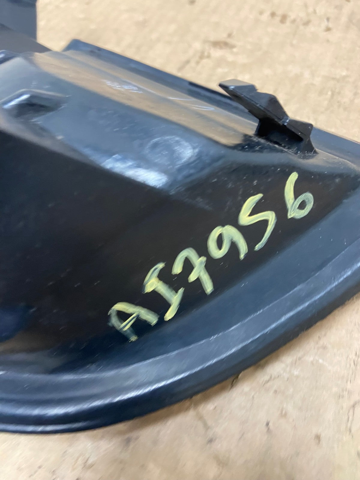 2005 to 2006 Toyota Tundra Left Driver LH Side Turn Signal Light AI7956 LK6