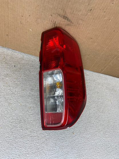 2005 to 2014 Nissan Frontier Right Passenger RH Side Tail light AI8505 LK0