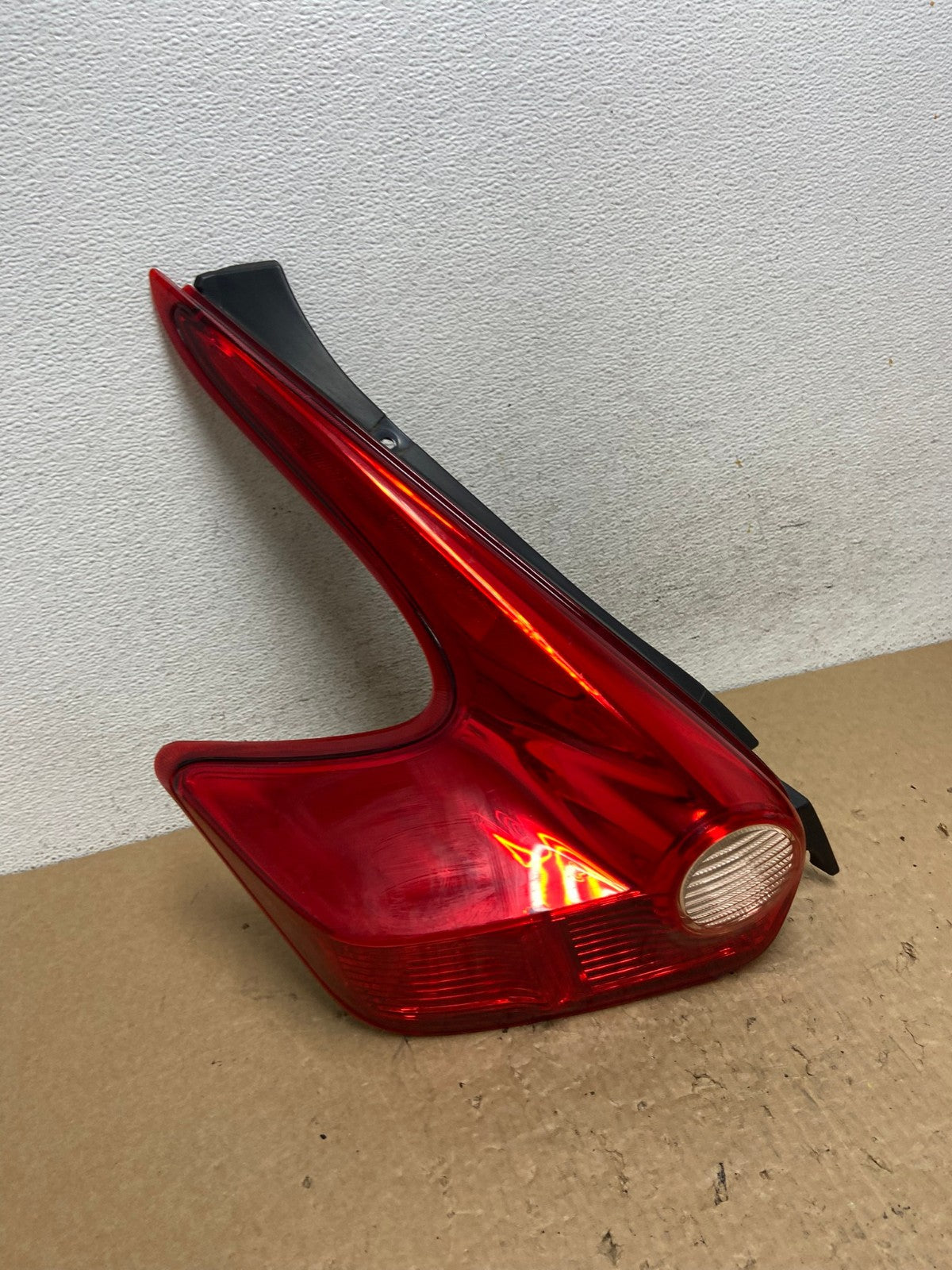 2011 to 2014 Nissan Juke Left Driver LH Side Tail Light AF8009 LK2