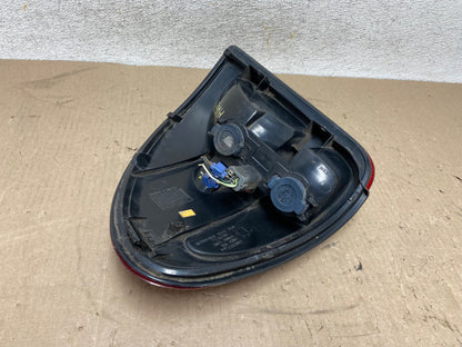 2004 to 2007 Dodge Grand Caravan Left Driver Lh Tail Light AH6899 LK5