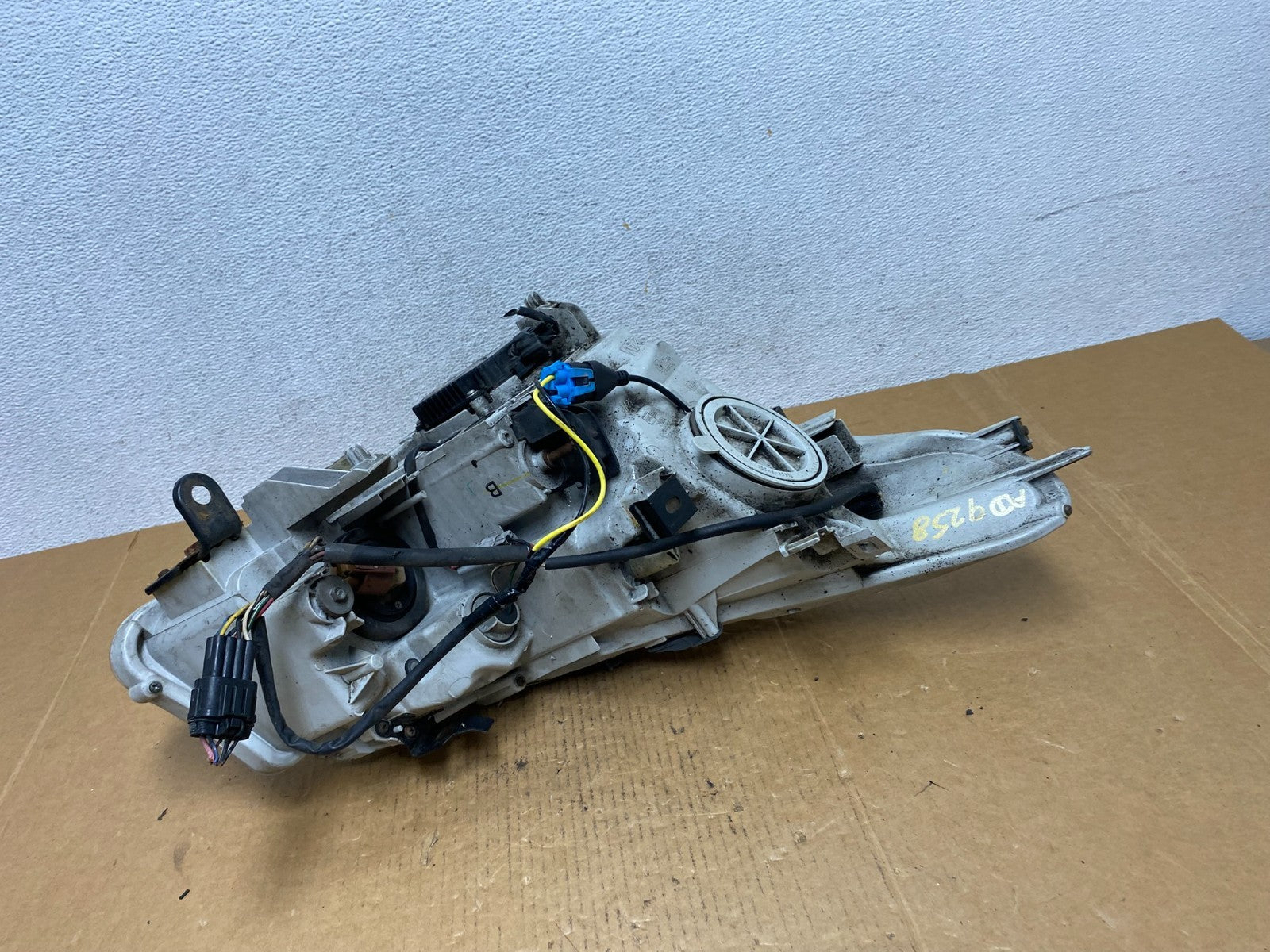 2007-2009 Infiniti G35 G37 Left Driver Hid Xenon Headlight Sedan AD9258 DW7