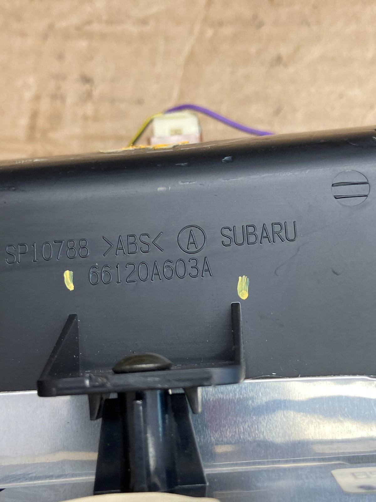 2005-2009 Subaru Legacy Outback Center Dash Bezel Vents Clock Storage af1992 DG5
