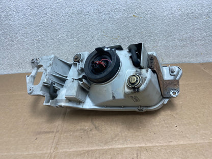 1999 to 2000 Mazda Protege Right Passenger RH Side Headlight OEM Y8523 DW8