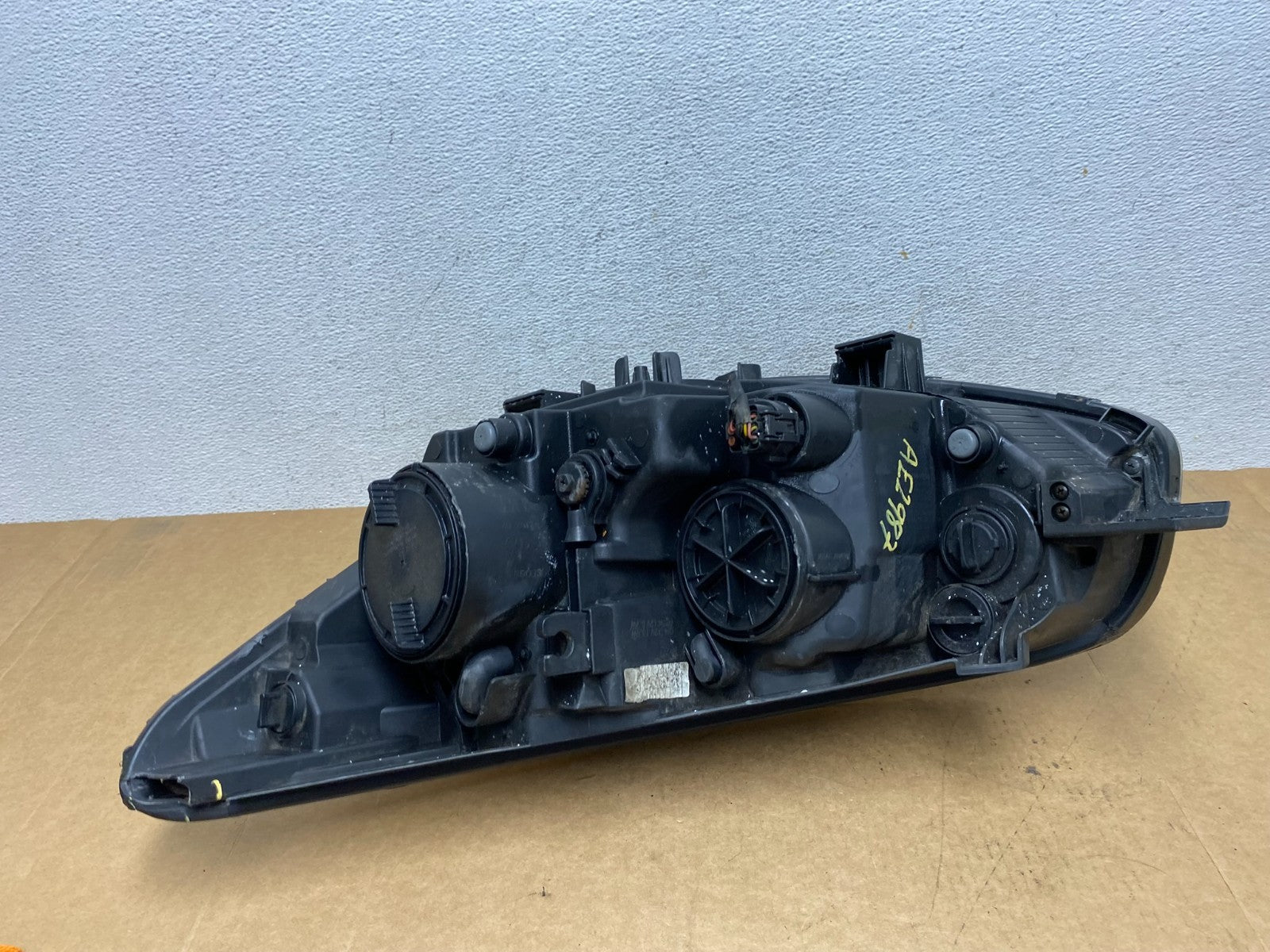 2014 - 2018 Kia Soul Right Passenger RH Projector Halogen Headlight AE2987 DG7