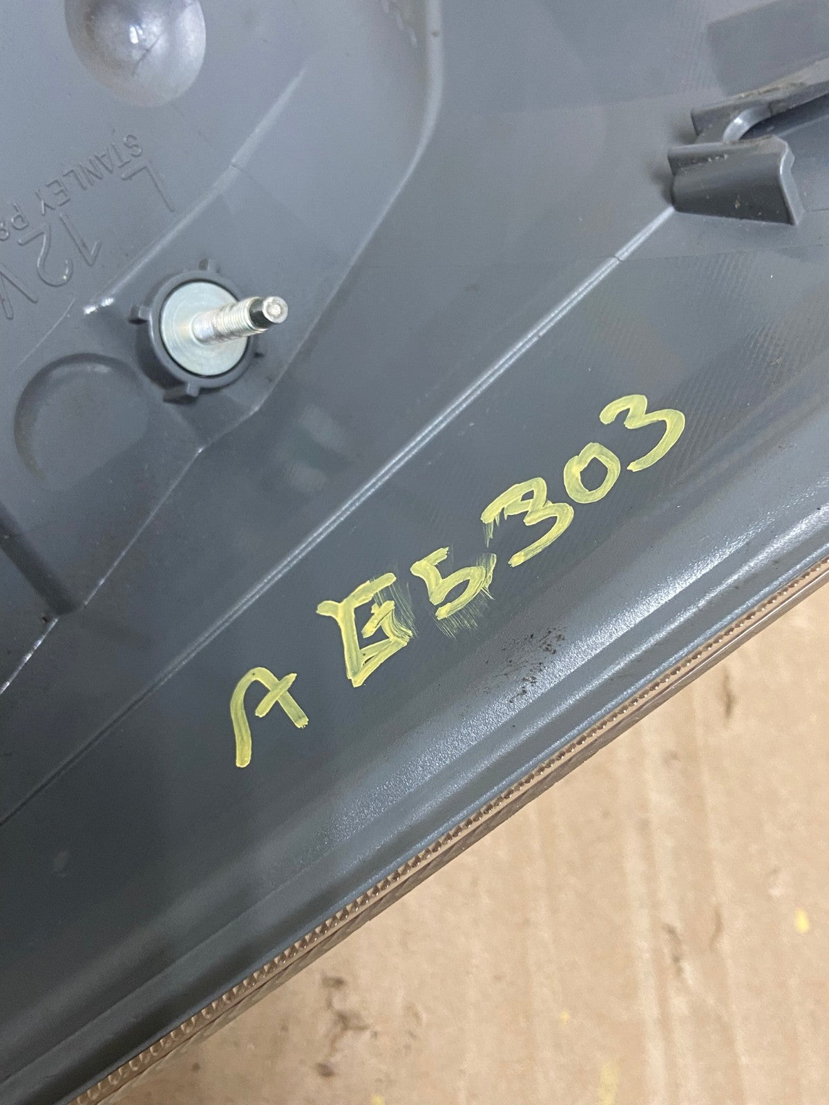 2010 2011 Toyota Prius Tail Light Left Driver LH Side AG5303 LK7