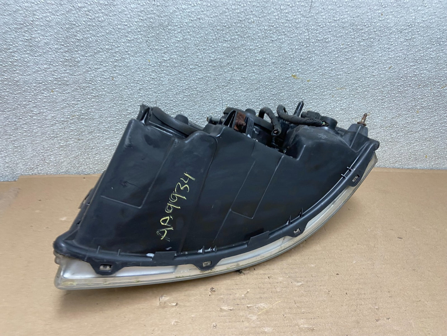 2003 - 2006 Ford Expedition Right Passenger Side Headlight Halogen Oem AA9934 DW7