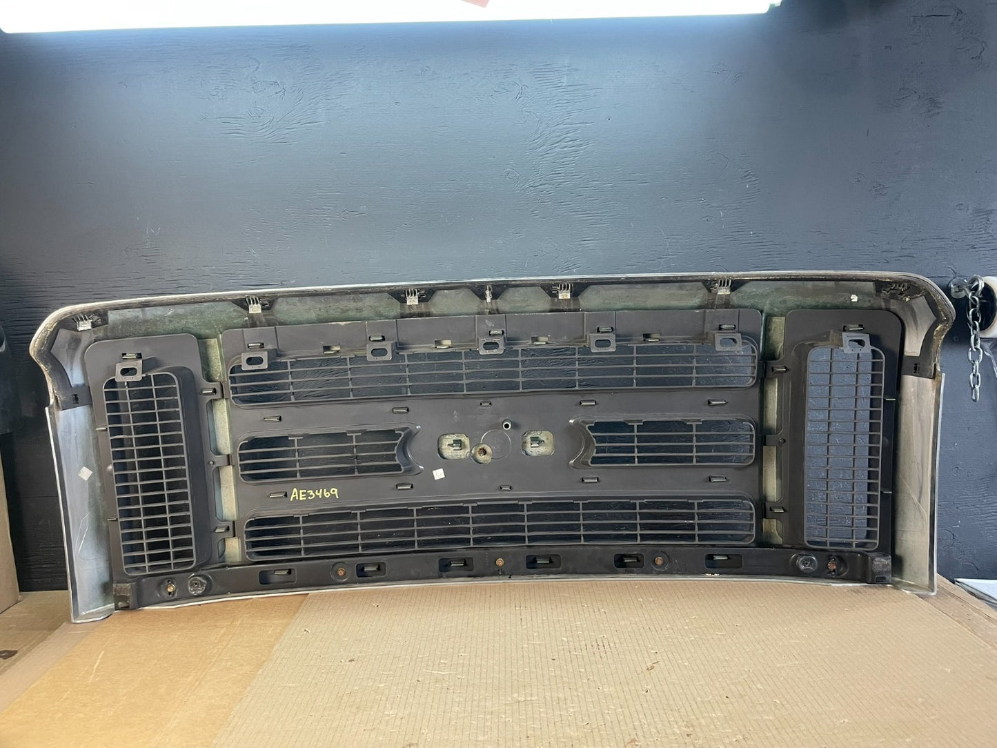 2008 2009 2010 Ford F250 F350 SD Front Upper Grill Grille ae3469 DG3