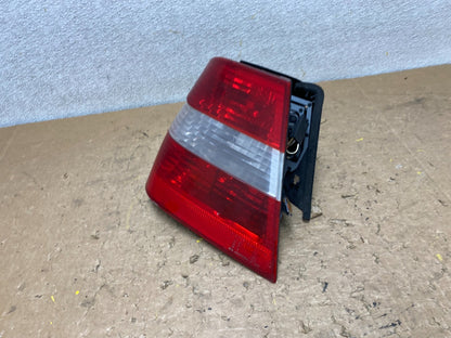 2002 -  2005 BMW 3 320i E46 Series Left Driver Side Tail Light V8309 DW1