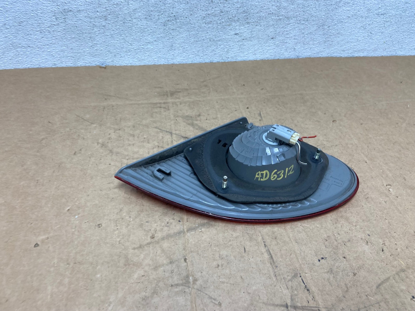 2003 - 2008 Toyota Corolla Inner Left Driver Lh Side Tail Light AD6312 LK4