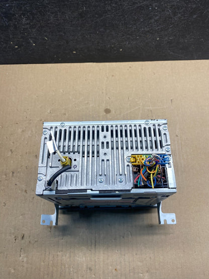 2007 to 2009 Hyundai Santa Fe AM/FM Radio CD Player AG6004 DG5