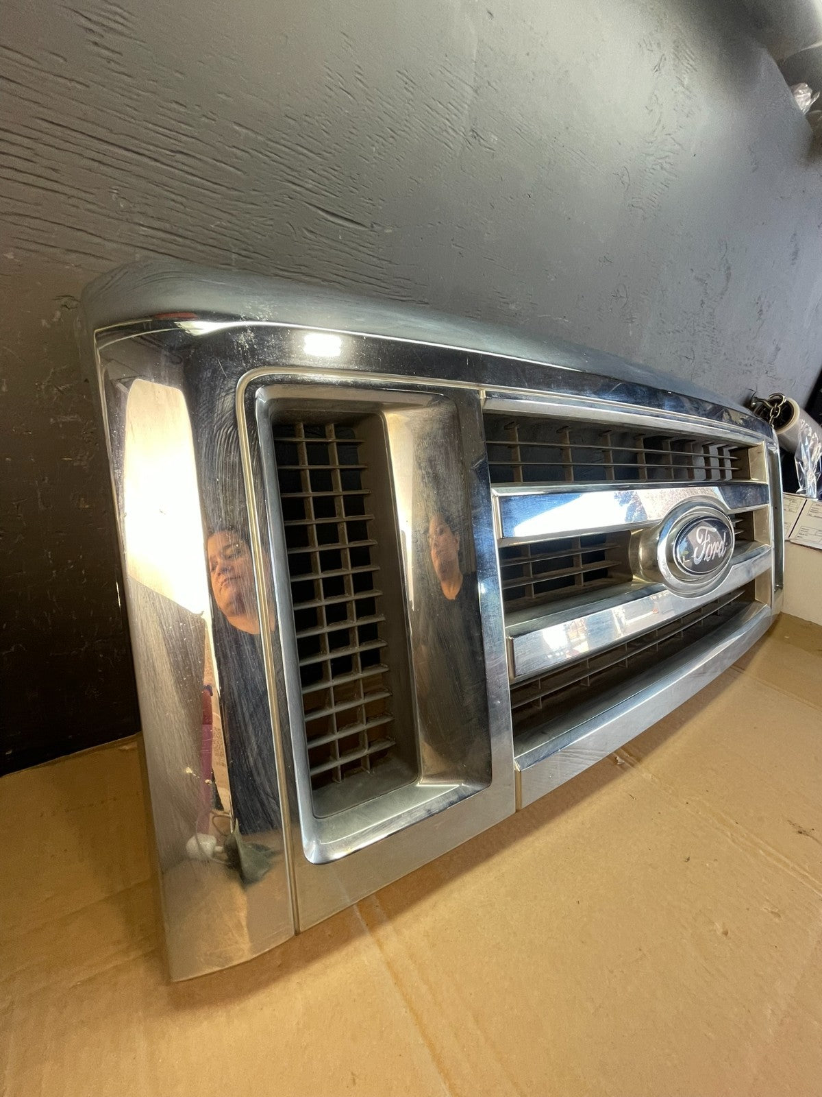 2008 to 2014 Ford Econoline E150 E250 Front Upper Chrome Grill Grille ac5268 DG2