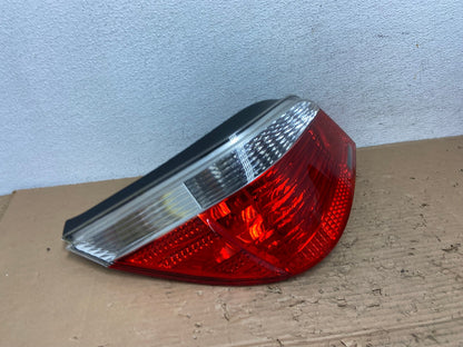 2004 - 2007 BMW 5 Series E60 Left Driver LH Side Tail Light AD4399 LK2