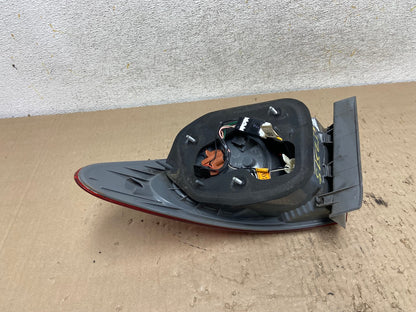 2007 to 2010 Hyundai Elantra Sedan Left Driver Side Tail Light AI2518 LK4