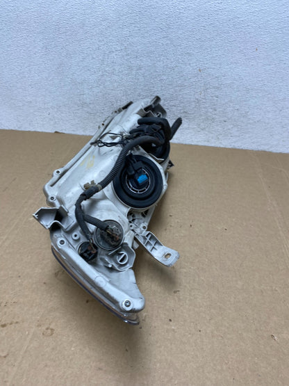 2007 - 2009 Toyota Camry Halogen Right Passenger Headlight AF9944 DW5