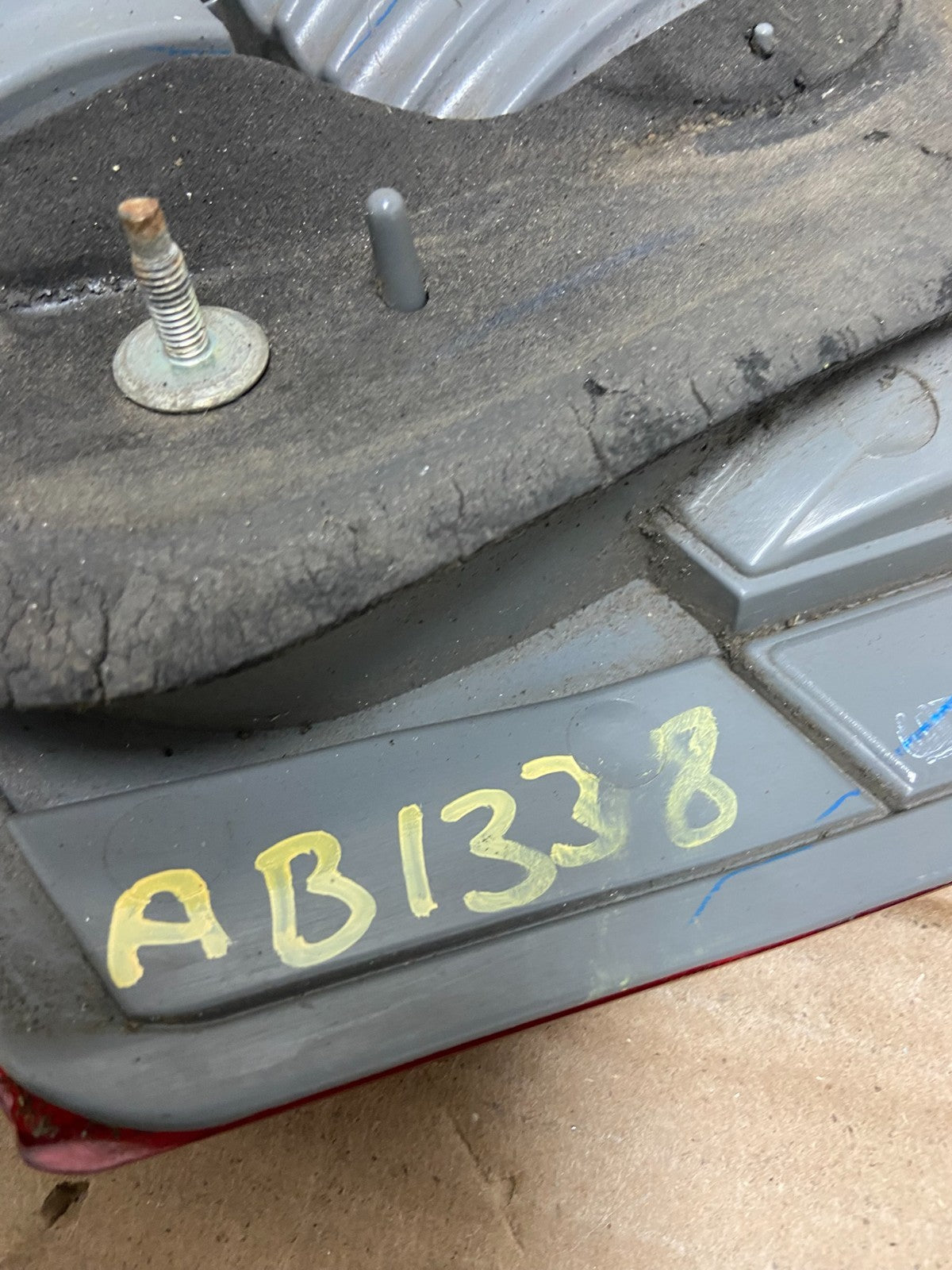 2005 2006 2007 Honda Odyssey Inner Left Driver Lh Tail Light AB1338 LK7