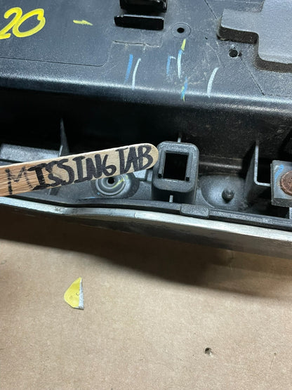 2004 to 2007 Infiniti QX56 License Plate Bracket With Camera L9220 DG13