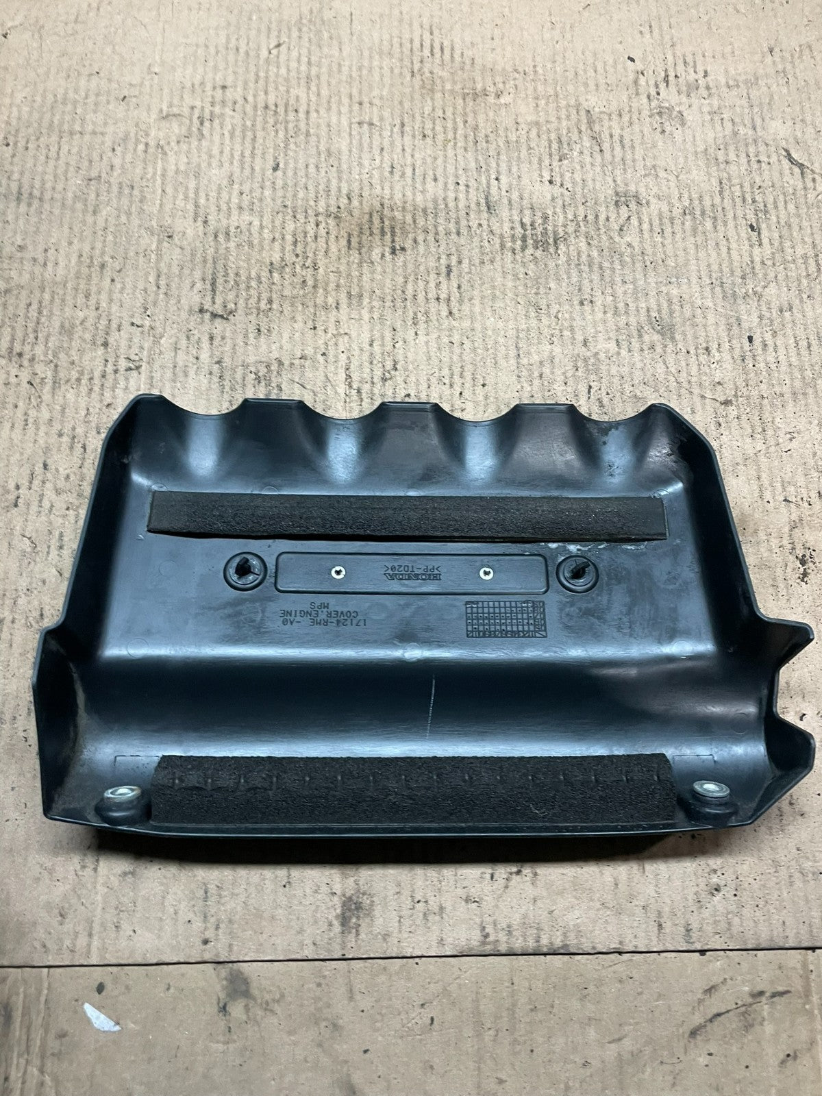 2007 to 2008 Honda Fit Engine Cover Trim Bezel 17124-rme-a0 T0525 DG5
