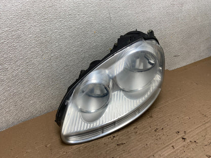 2005 to 2010 Volkswagen Jetta Left Driver LH Side Headlight Halogen AB1532 DW2