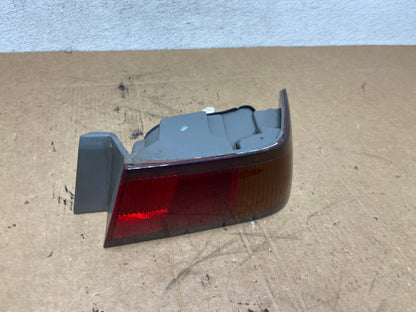 1997 1998 1999 Toyota Camry Tail Light Right Passenger Rh Side AD6378 LK2
