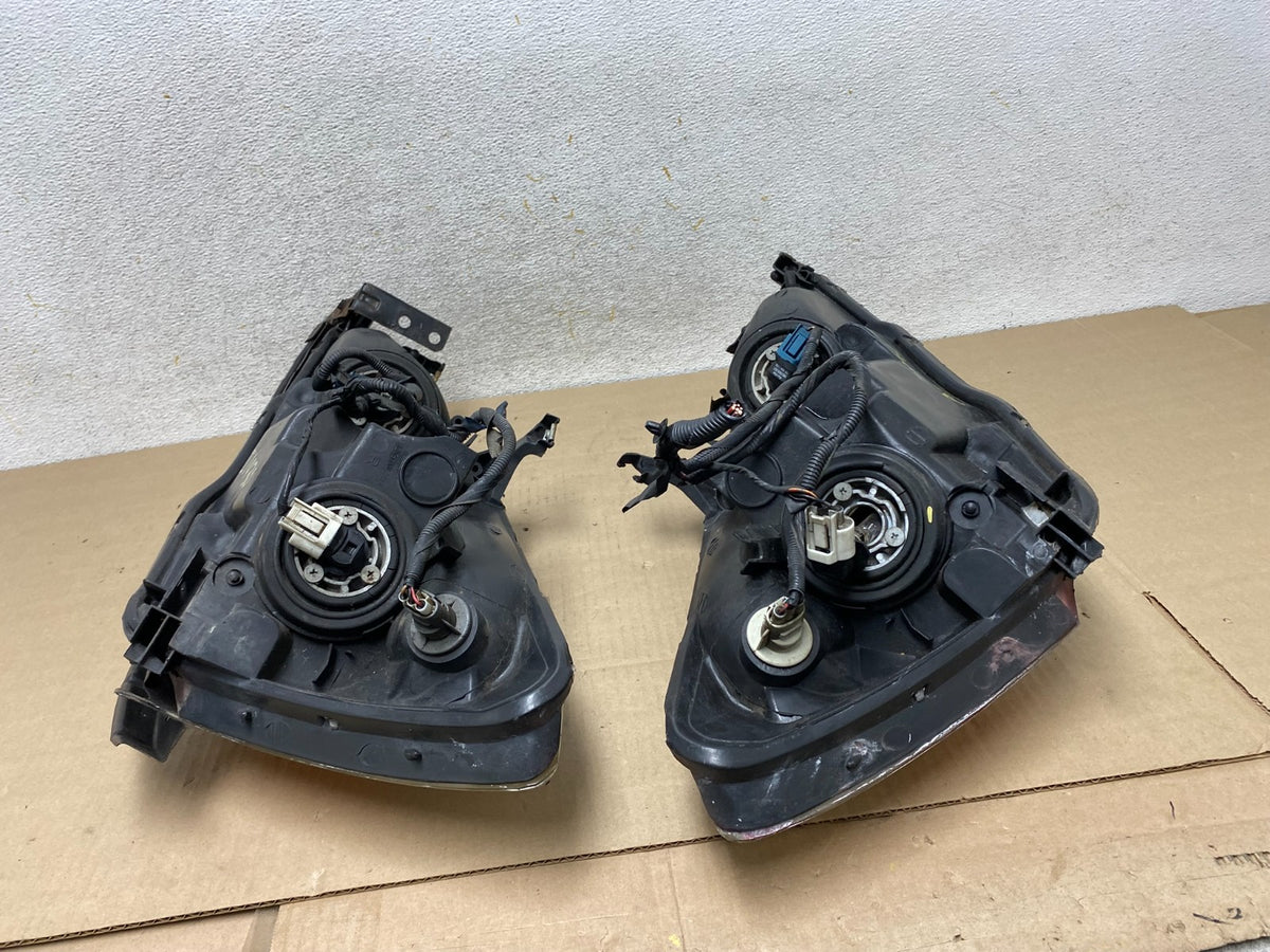 2003 - 2007 Honda Accord Left+Right Set Halogen Headlights AI1430 DW14