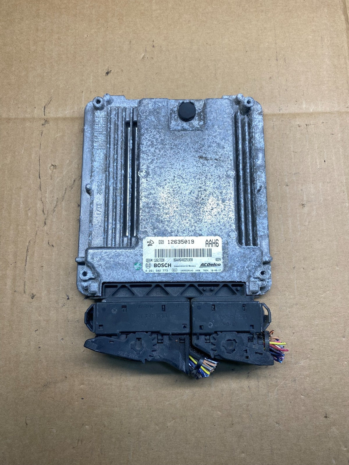 2010 2011 GMC Acadia Traverse Engine Control Module ECM ECU 12635019 AI9905 DW0