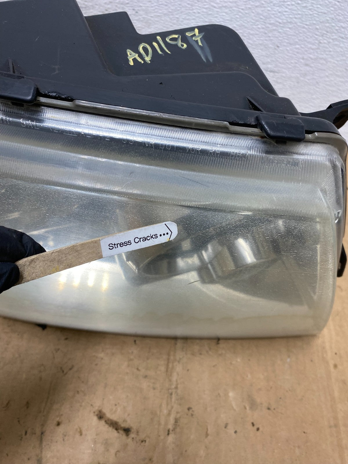 Xenon 2003-2006 Lincoln Navigator Right Passenger Side Headlight AD1187 DW4
