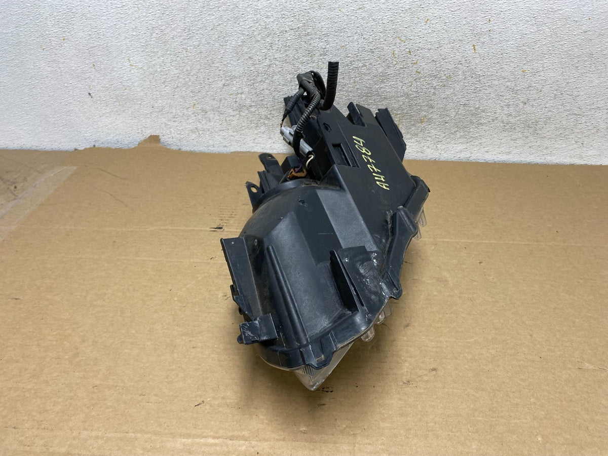 2010 - 2011 Toyota Prius Right Passenger Rh Blue Halogen Headlight AH7784 DW6