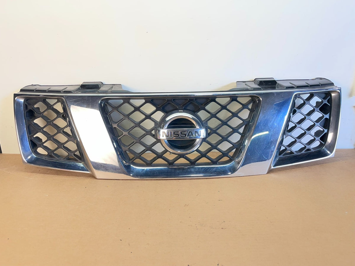 2005 2006 2007 Nissan Pathfinder Chrome Front Upper Grill Grille AG0952 DG0