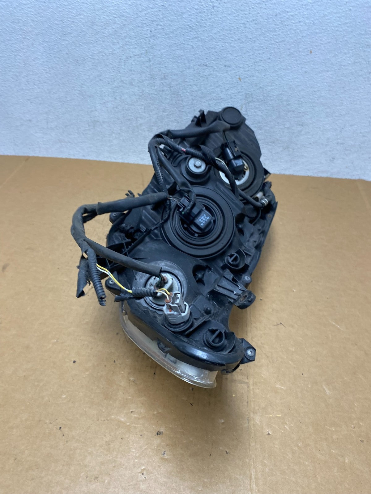 2011-2012 Toyota Avalon Right Passenger RH Xenon HID Headlight AD9166 DG9