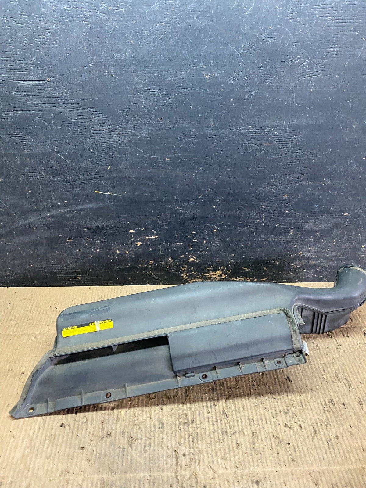 2004 to 2006 Nissan Maxima Upper Air Intake Duct T9800 DG1